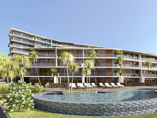 Luxury 3 bedroom apartment with sea view and swimming pool