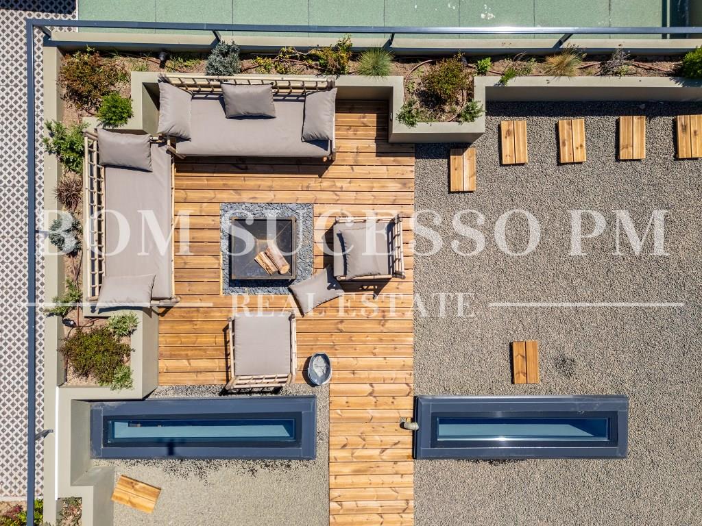 Contemporary 3-Bedroom Villa with Stunning Views of the Óbidos Lagoon