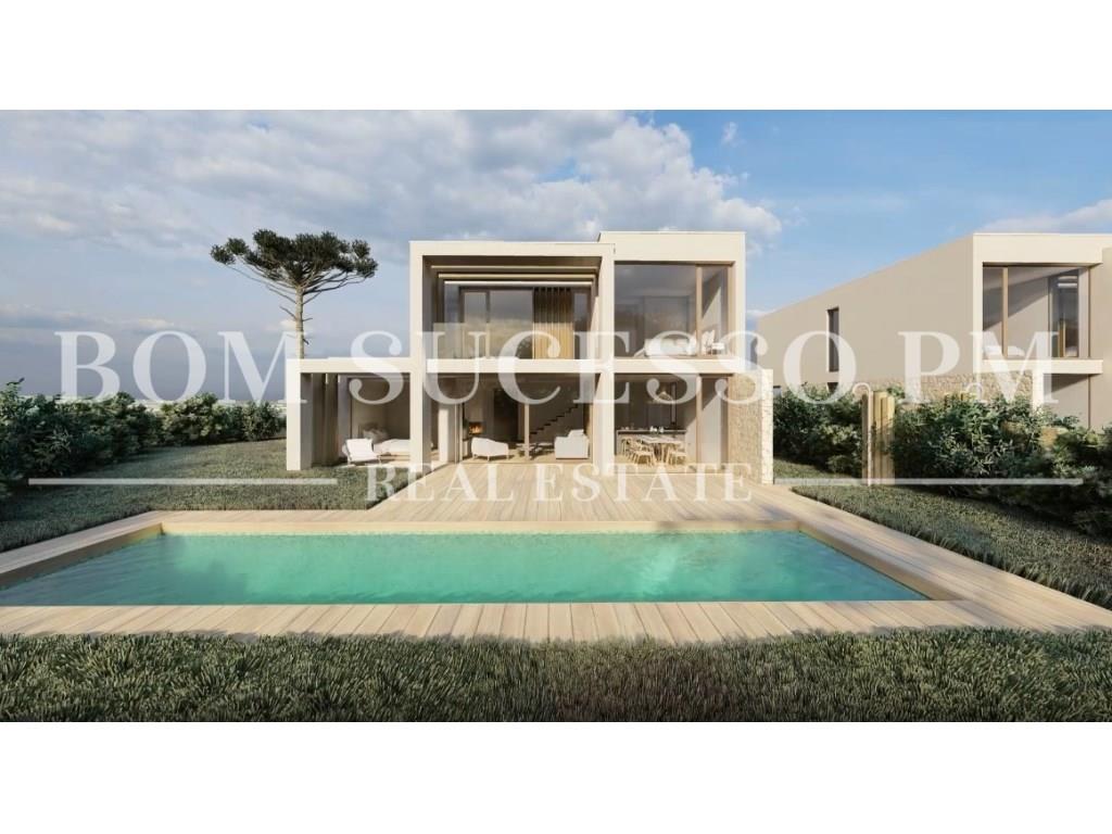 Stunning 4-Bedroom Villa in 5-Star Ocean & Golf Resort