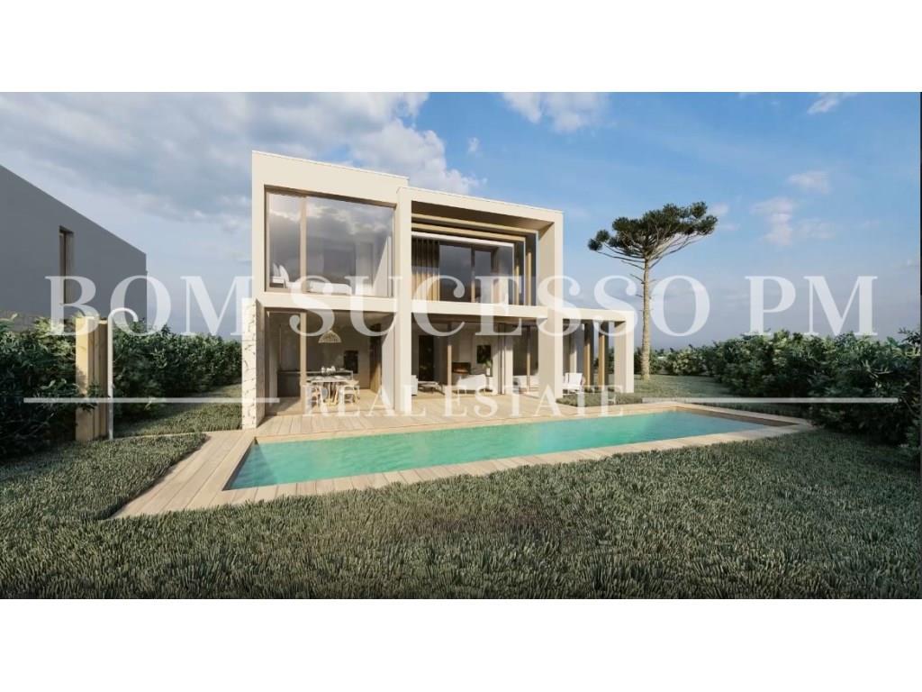 Stunning 4-Bedroom Villa in 5-Star Ocean & Golf Resort