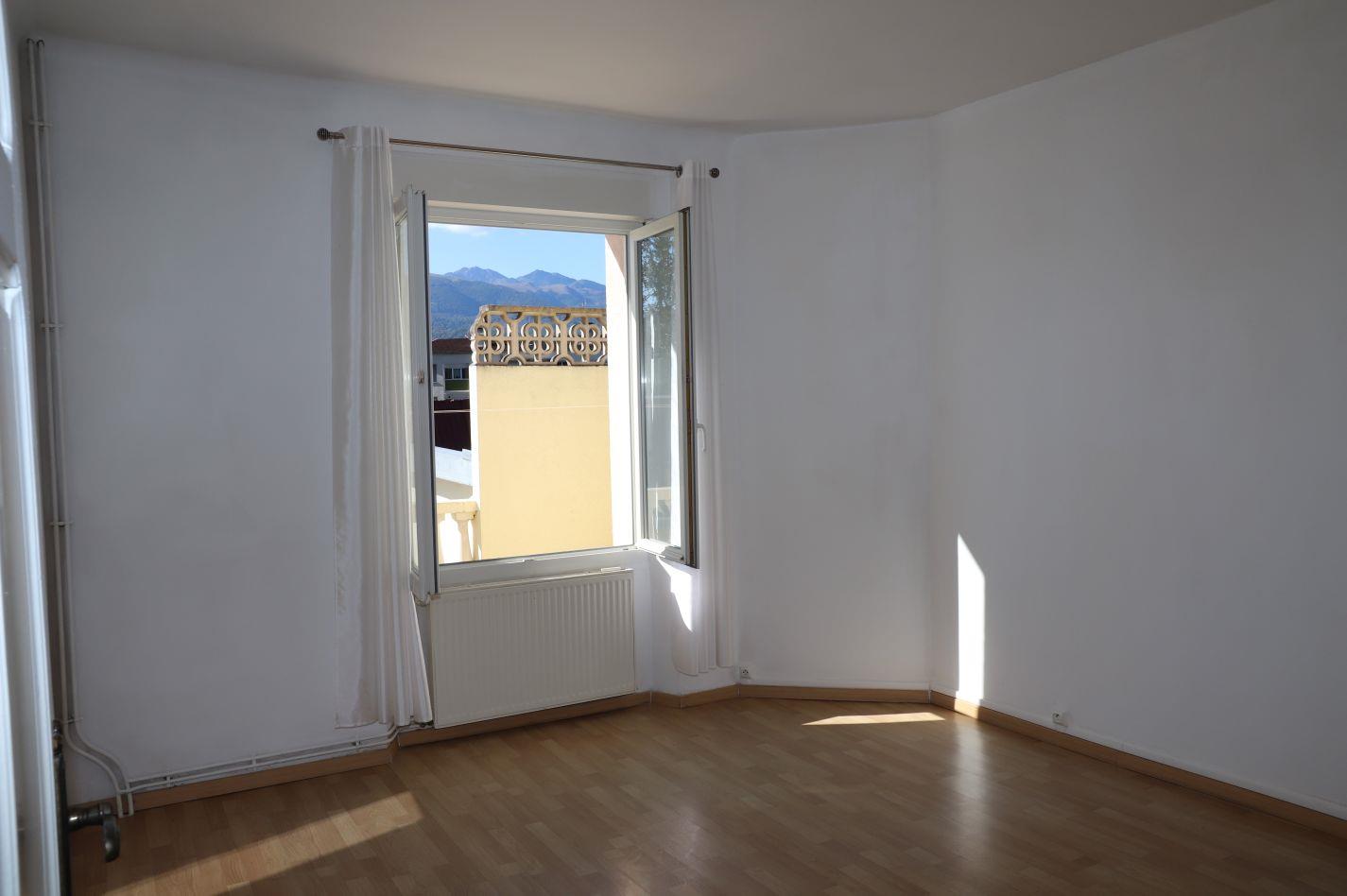 Purchase: House (09300)