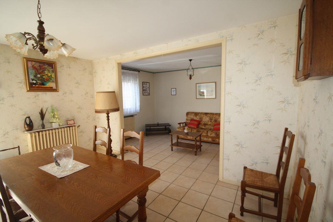 Purchase: Apartment (09100)