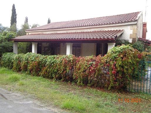 48351 - Prodaje se samostojeća kuća na Krfu, 168 m², 165.000 €
