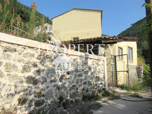 500400 - Casa indipendente In vendita a Corfù, 129 m², €129,000