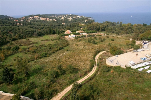 48338 - Grundstück zum Verkauf in Korfu, 12.205 m², 370.000 €