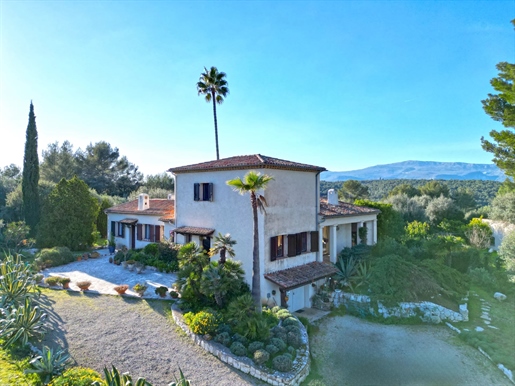 Roquefort-Les-Pins - Residential area