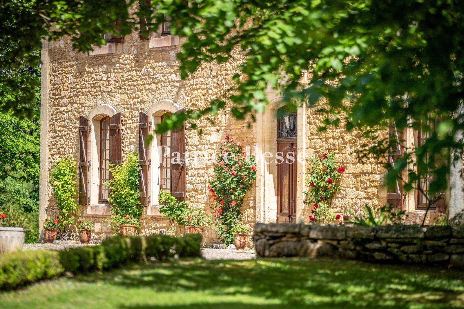 A chateau from the late 17th century, with breath-taking views, outbuildings and 38 hectares of wood