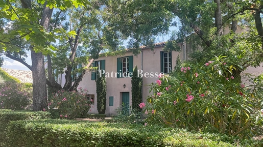 A 19th century village house with outbuildings and protected garden of 2,300 m² in the Hérault valle