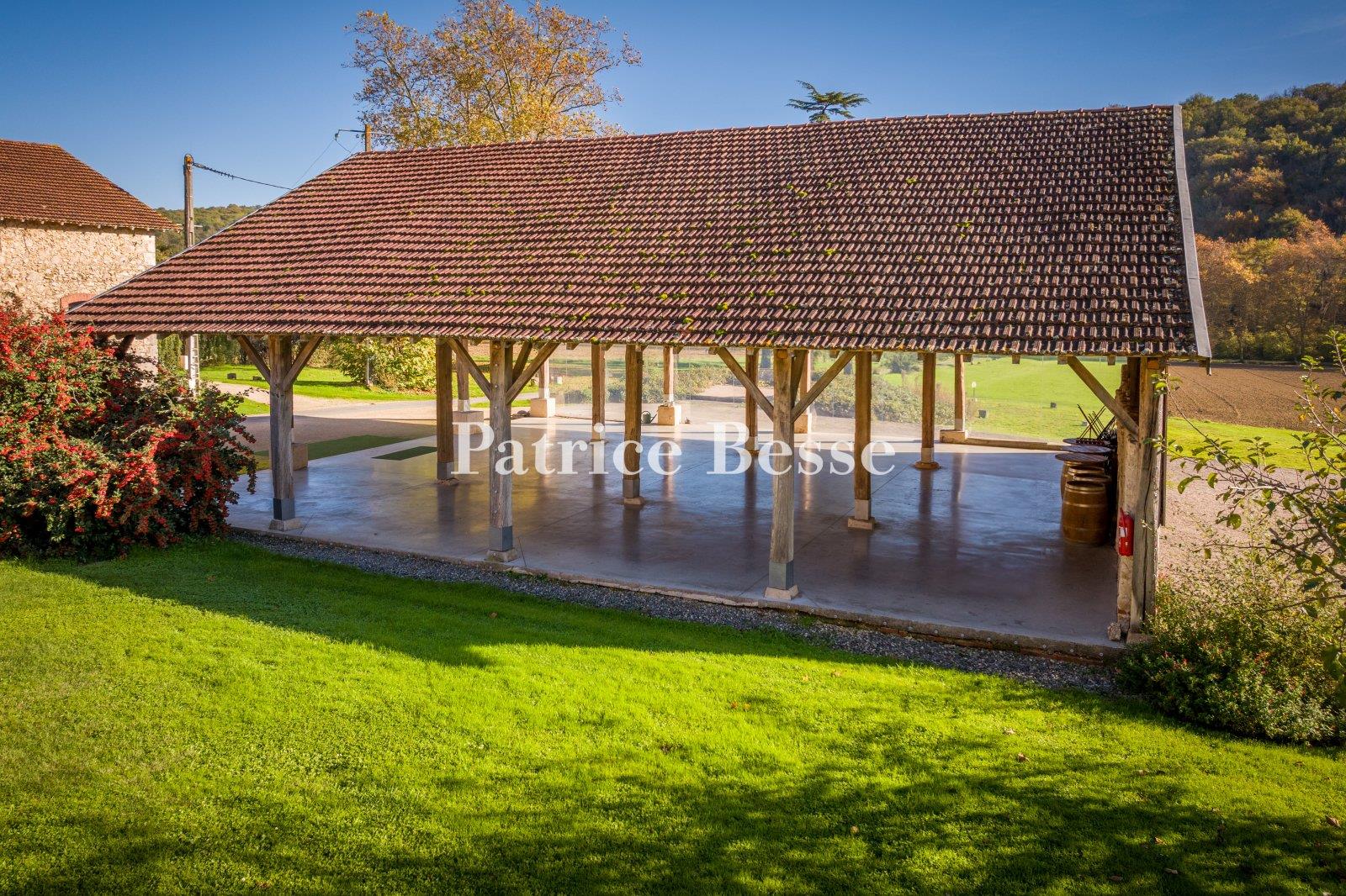 An events venue estate, with three buildings on 12 hectares of land, nestled within the Comminges re