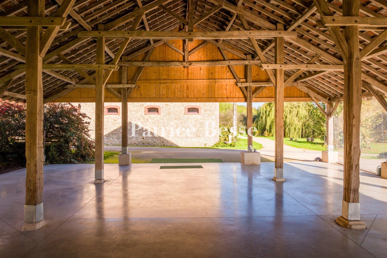 An events venue estate, with three buildings on 12 hectares of land, nestled within the Comminges re