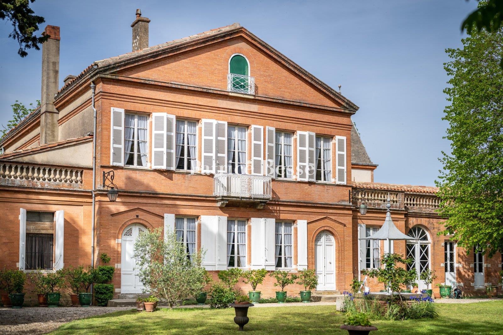A grand 19th-century house with grounds that cover 1 5 hectares in a charming village 20 kilometres