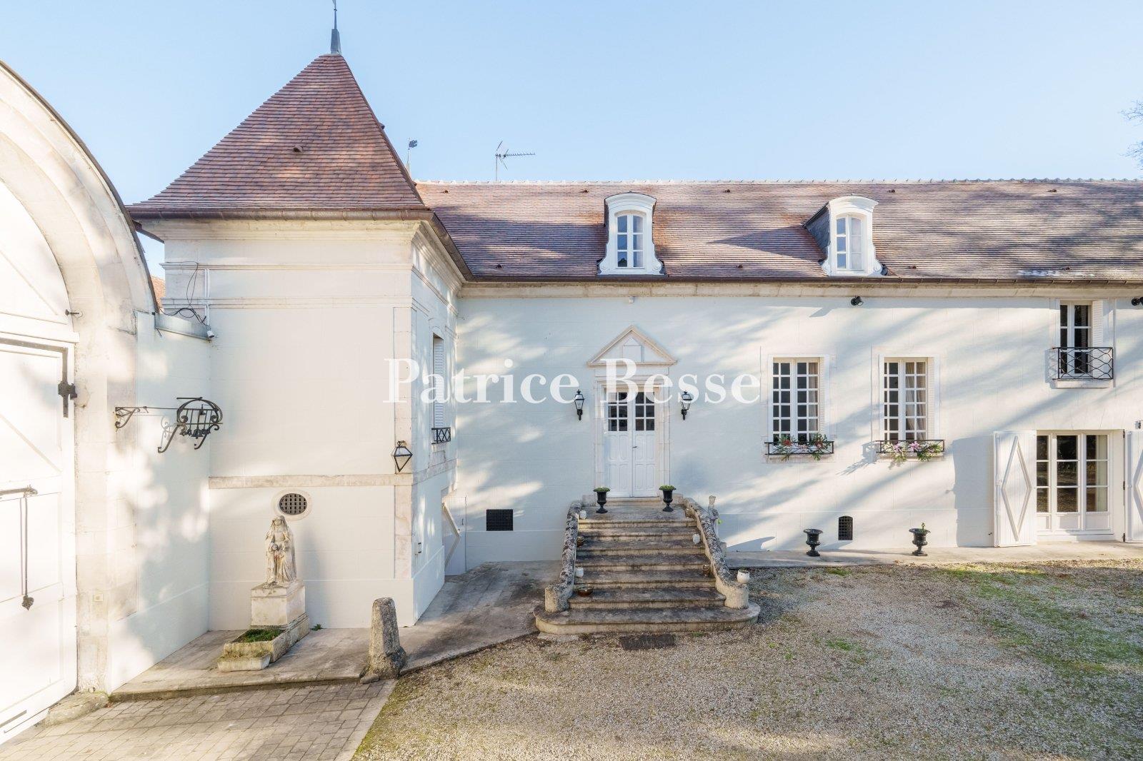 Maison à vendre, 471m², Tonnerre