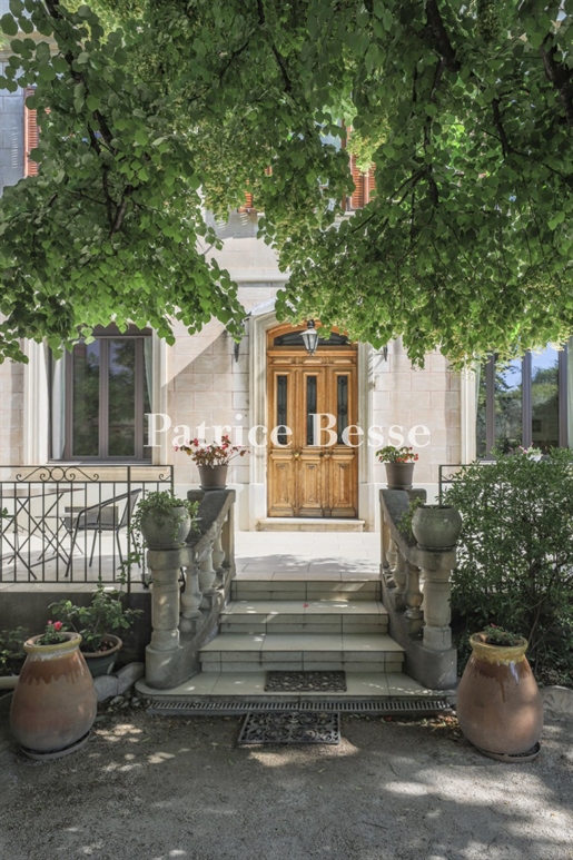 A townhouse and its walled garden just beyond the city walls of Avignon.