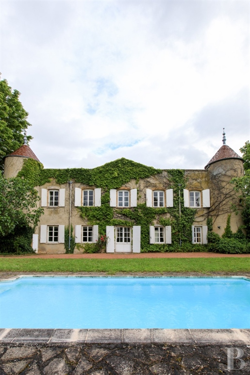 In the Monts du Lyonnais region, less than 40 kilometres from Lyon, a 17th-century chateau, its grou