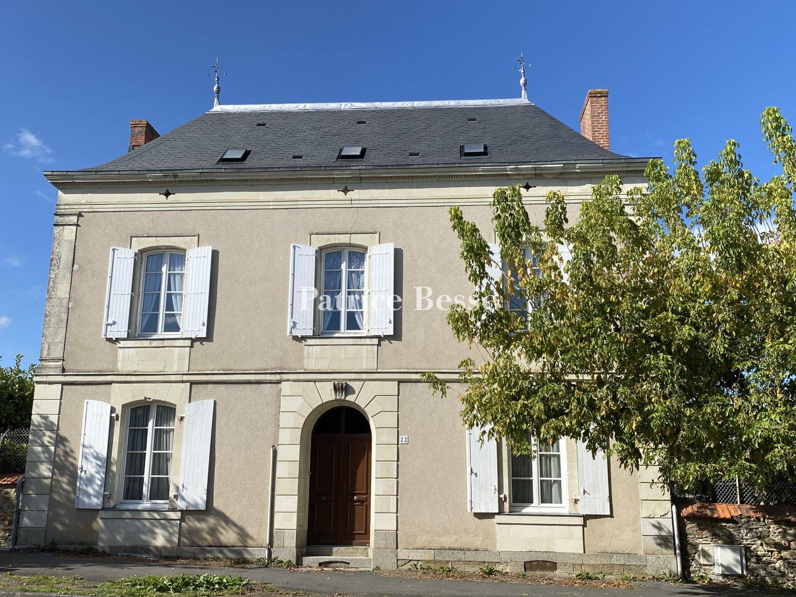 A grand nineteenth-century house with a garden and annexe in a historical town in the south of Franc