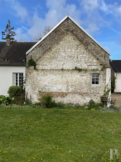 An old farmhouse, outbuildings and 4 5 hectares of grounds, 30 min from Le Touquet and 10 min from t