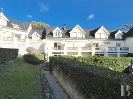A bright 50 m² duplex flat with terrace next to La Baule on the Côte d'Amour, just 500 m from the be