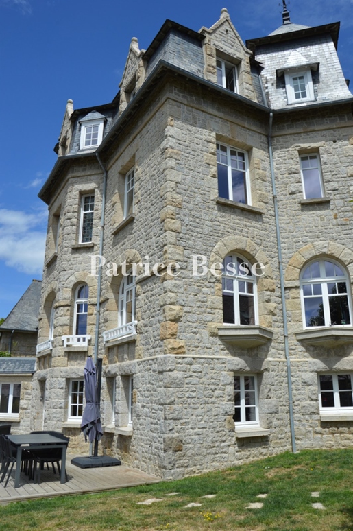 En Dinan, cerca del castillo, se encuentra la antigua casa de Roger Vercel, ganador del Premio Gonc
