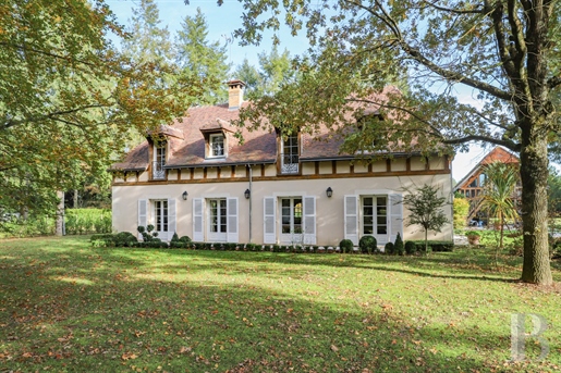 A house in pristine condition with 1 2 hectares of grounds, situated 20 minutes south of Blois in th