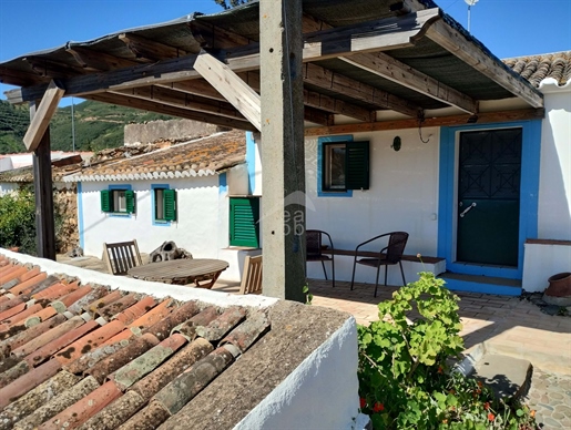 T3 Cottage with Annexe located in beautiful countryside in the hills above Tavira!