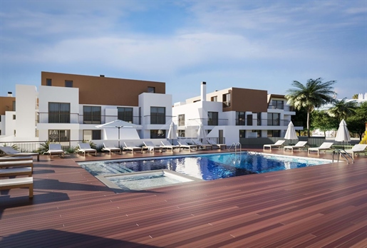 T2 2nd Floor Luxury Apartments Cabanas Tavira with swimming pool
