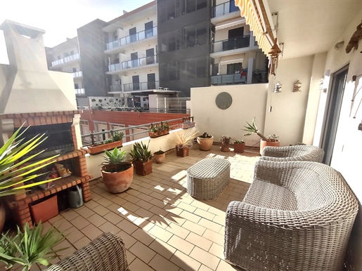 3 Bedroom Apartment in Tavira Centre with Terrace and Parking