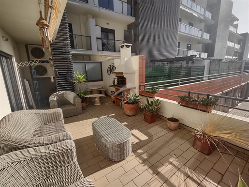 3 Bedroom Apartment in Tavira Centre with Terrace and Parking