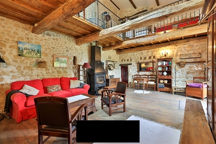Located in the town of Baudinard-sur-Verdon, this 13th century Templar farm offers us a real journey