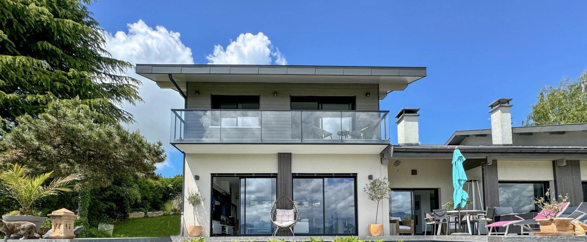 Purchase: House (74000)