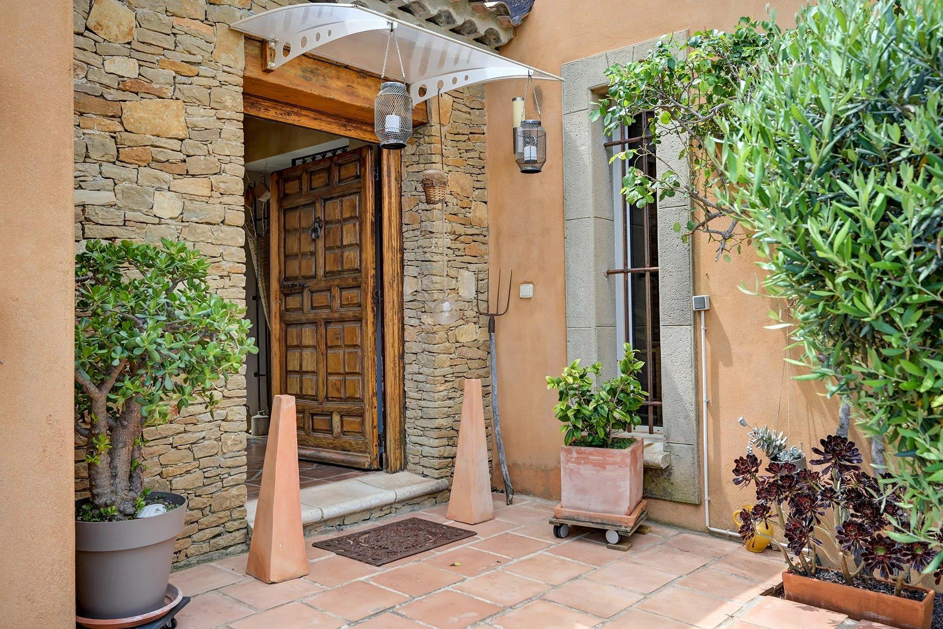 Maison à vendre, 186m², Gignac-la-Nerthe