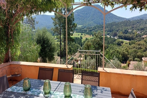 Superb family sized villa with pool in the lovely setting of Le Plan de la Tour. 

Nestled