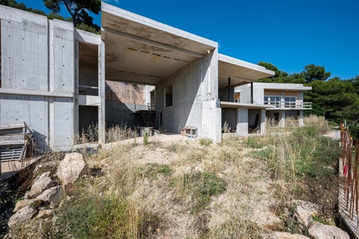 Purchase: House (06360)