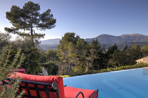 Situated at the top of a hill above the stunning and highly coveted village of Saint Paul de Vence,