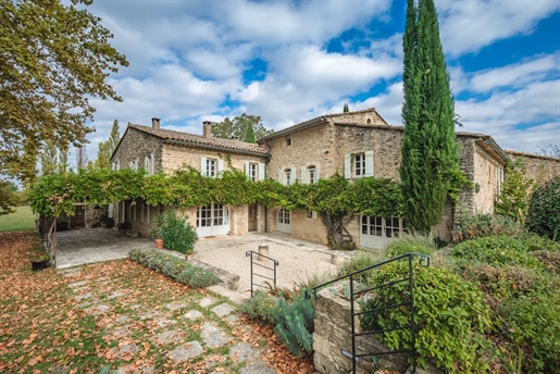 Near the superb village of Menerbes, splendid &quot Mas&quot (Provence old farmhouse) of late 18th c