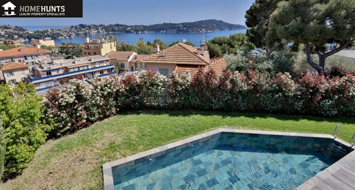 Villefranche-Sur-Mer: Ideally located, close to the city center and its amenities within walking dis