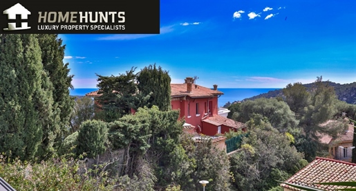 Villefranche sur Mer - Ideally located, in a dominant position, 2 bedroom apartment of 86 m2 with pr
