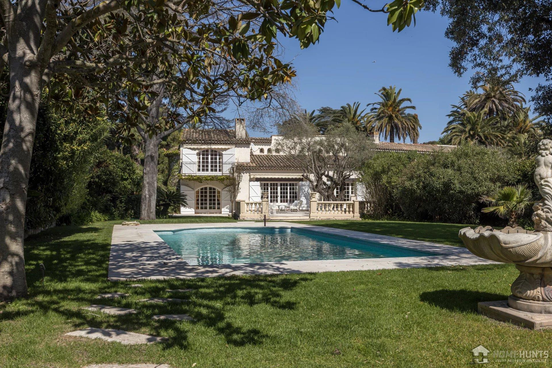 Purchase: House (06160)