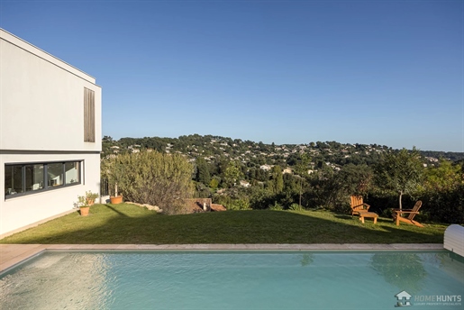 Purchase: House (06140)
