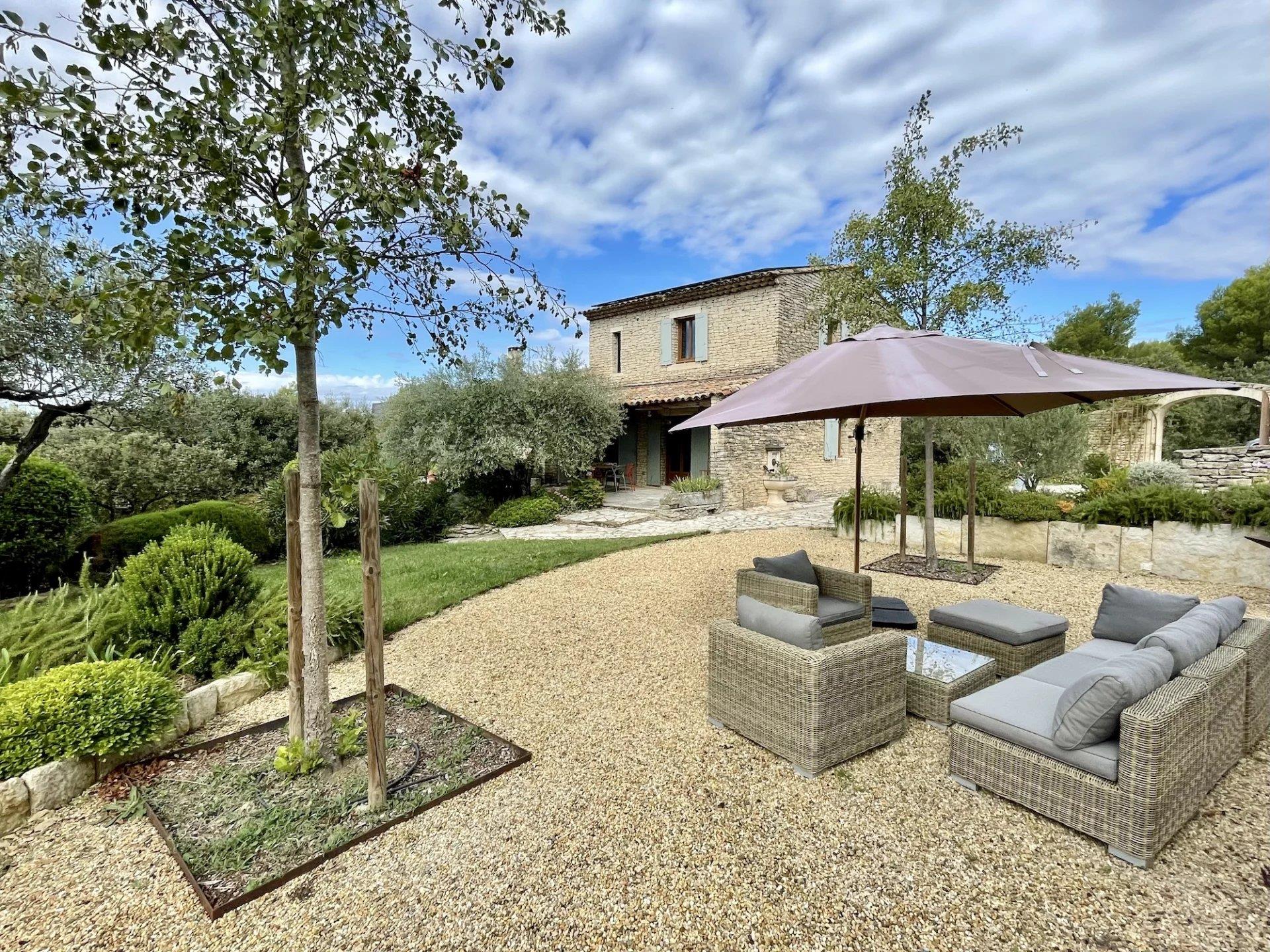 Achat : Maison (84220)