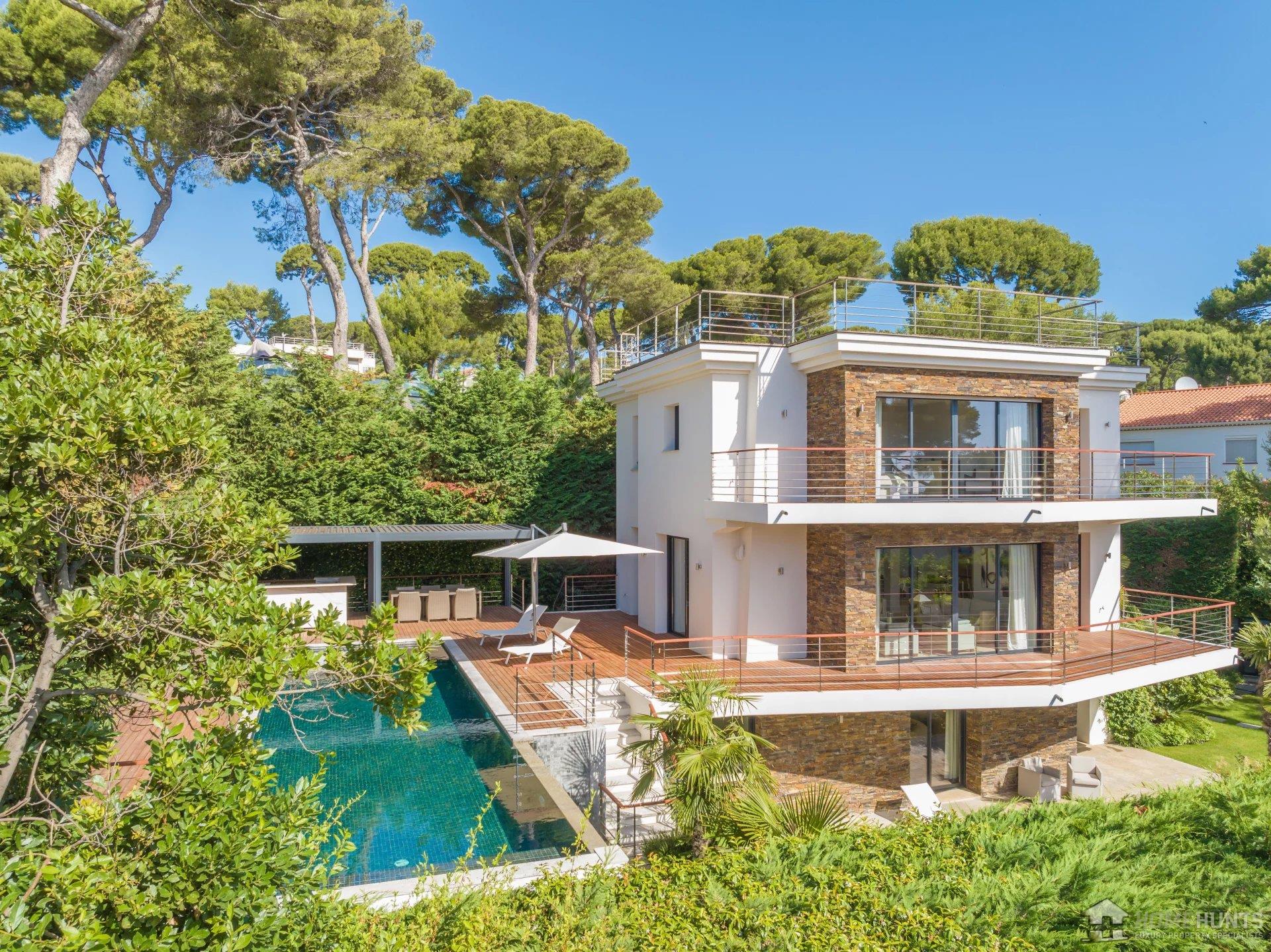 Purchase: House (06160)