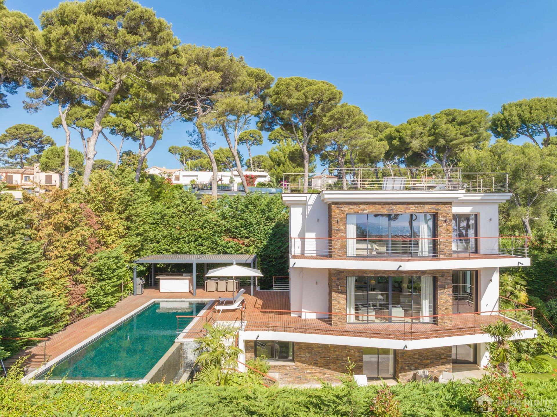 Purchase: House (06160)