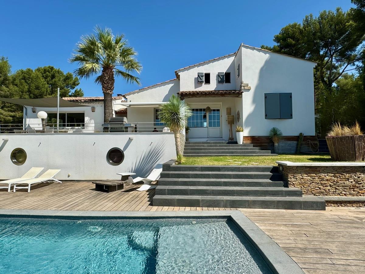 Purchase: House (13600)