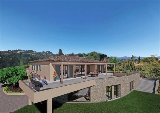 Magnificent renovation for this property located on the heights of the prestigious Beauvallon Bartol