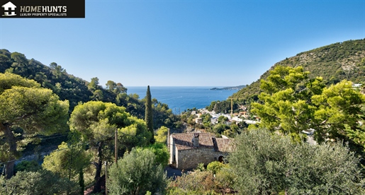 The perfect canvas to paint your sea view dream home upon....

Close to Monaco, Eze/ Saint
