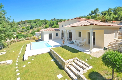 Close to Valbonne : situated in a quiet and dominant position with an open view, superb newly-built