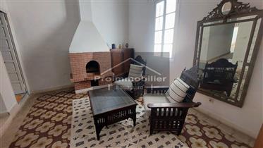 23-03-07-Vr Beau Riad de 200 m² dans la médina à vendre à Essaouira terrain 100 m² avec terrasse pri