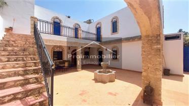 23-04-05-Vm Mooi landhuis van 220 m² te koop in Essaouira Terrein 600 m²