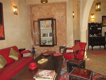 23-08-09-Vr Beau Riad de 250 m² à vendre à Essaouira Toit terrasse avec vue Mer
