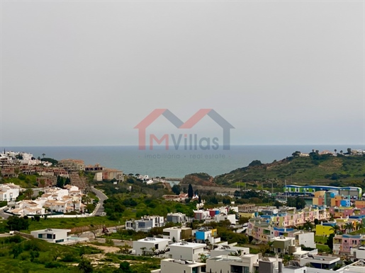 New 3 bedroom apartment with pool and stunning sea views - Albufeira