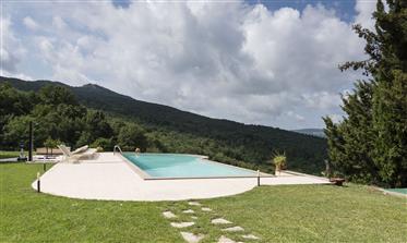 Luxus großes Anwesen - Villa + Pool + Agrotourismus + Weinberg